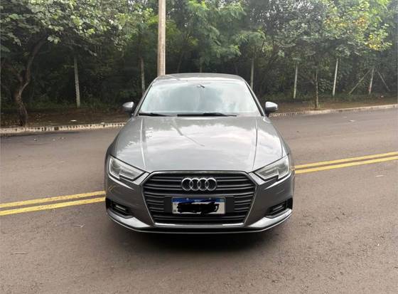 AUDI A3 1.4 TFSI SEDAN AMBIENTE 16V FLEX 4P TIPTRONIC AUDI A3 1.4 TFSI SEDAN AMBIENTE 16V FLEX 4P TIPTRONIC